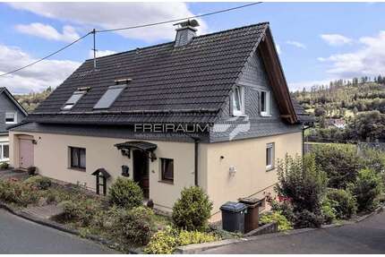 Haus zum Kaufen in Hilchenbach Allenbach 360.000,00 € 165 m² - Hilchenbach / Allenbach