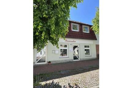 Haus zum Kaufen in Bad Sülze 159.000,00 € 175 m²