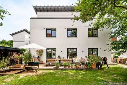 Haus zum Kaufen in Friedrichsdorf 1.325.000,00 € 238 m²