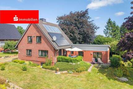 Haus zum Kaufen in Groß Wittensee 395.000,00 € 142.56 m²