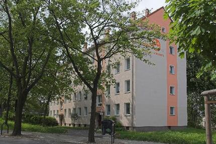 5-Raum-Wohnung mit zwei Balkonen - Chemnitz Bernsdorf
