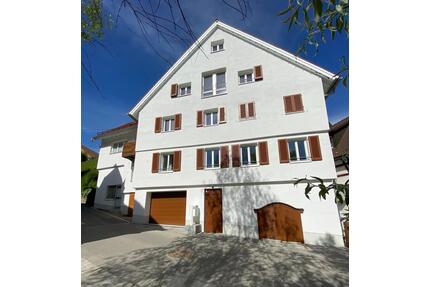 Mehrfamilienhaus 5 Wohnungen mit Seeblick 200m zum Bodensee - Sipplingen