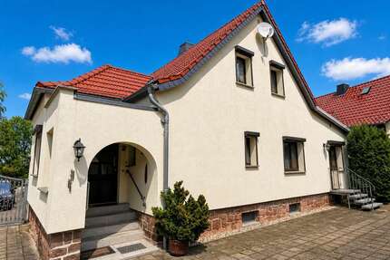 Haus zum Kaufen in Plötz 229.000,00 € 96 m²