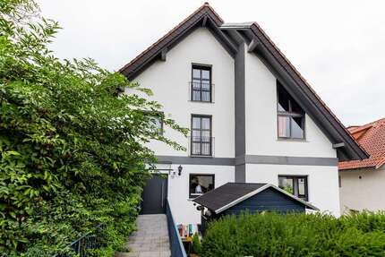 Haus zum Kaufen in Bischofsheim 695.000,00 € 229 m²