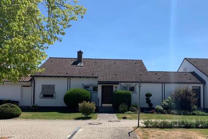 Bobingen-Zauberhaftes ruhiges gelegenes Haus mit großem Garten - Augsburg Firnhaberau