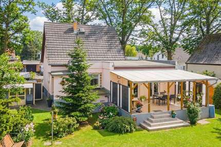 Haus zum Kaufen in Schulzendorf 430.000,00 € 115.49 m²