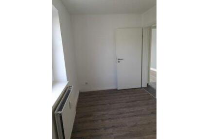 Wohnung im EG 3 Zimmer Küche Bad 2021 komplett renoviert - Uslar