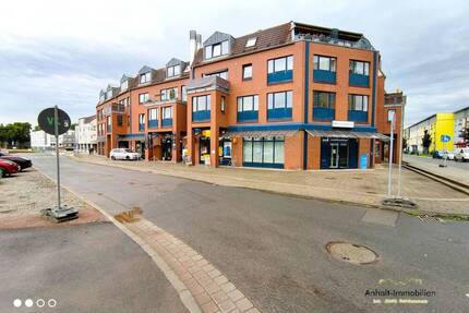 Helle 2-Raumwohnung | Zentral - 360,00&nbsp;EUR Kaltmiete, ca.&nbsp; 54,00&nbsp;m&sup2;&nbsp;Wohnfl&auml;che in Bitterfeld (PLZ: 06749)