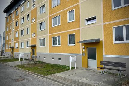 Erstbezug nach umfassender Modenisierung - 3 Raum - Olbersdorf