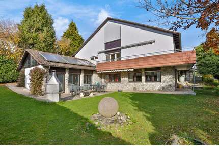 Haus zum Kaufen in Markdorf Hepbach 1.200.000,00 € 385 m² - Markdorf / Hepbach