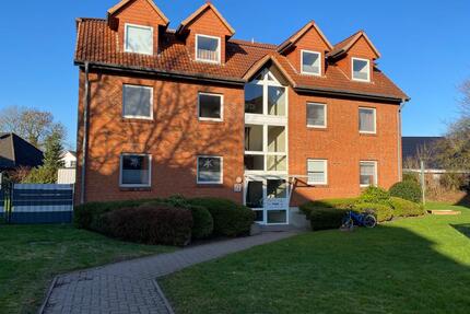 Wohnung im Mehrfamilienhaus - 450,00&nbsp;EUR Kaltmiete, ca.&nbsp; 71,30&nbsp;m&sup2; in Wees (PLZ: 24999)