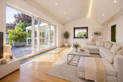 Haus zum Kaufen in Diedorf 624.000,00 € 215 m²