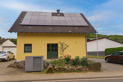 Großzügiges Einfamilienhaus mit Einliegerwohnung und Wintergarten - Bad Breisig