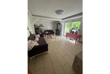 Mehrfamilienhaus mit Einliegerwohnung - Dettingen unter Teck