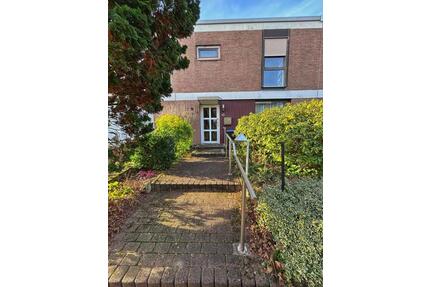 Vollmöbliertes Reihenhaus in Erkrath - Flexibel & Einzugsbereit!