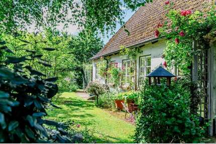 Haus zum Kaufen in Stolk 485.000,00 € 140 m²