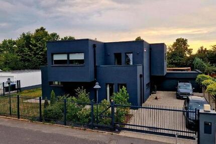 Exklusive Villa im Soester Westen - Pool, Klima, Doppelgarage...