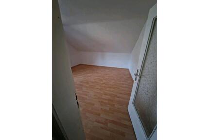3-Zimmer-Wohnung - 450,00&nbsp;EUR Kaltmiete, ca.&nbsp; 60,00&nbsp;m&sup2; in Mitterteich (PLZ: 95666)