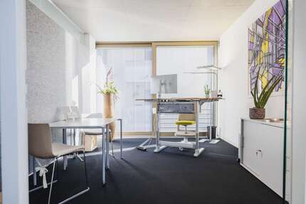 Büro in Schorndorf 699,00 € 17.86 m²