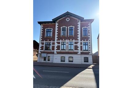 Maisonette-Wohnung mit Charme, Garage und Einbauküche in Neustadt-Glewe
