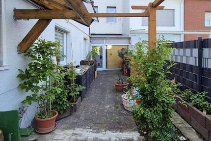 Kein Zweifamilienhaus von der Stange - 387 m² voller Möglichkeiten für Menschen mit Vision - Mönchengladbach Dohr