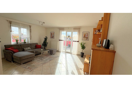 Wunderschöne und sehr gepflegte 2-Zimmer-Wohnung mit sensationeller Dachterrasse in guter Wohnlage - Amberg