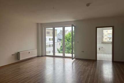 Wohnung zum Mieten in Plauen 400,00 € 75 m²