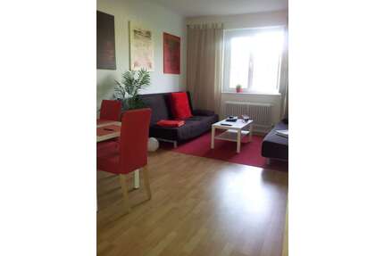 Haus zum Kaufen in Berlin 2.250.000,00 € 606 m²