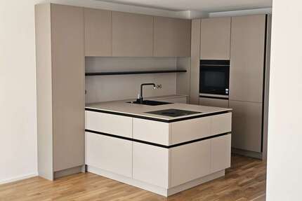 Wohnung zum Mieten in Stuttgart 1.700,00 € 64.84 m²