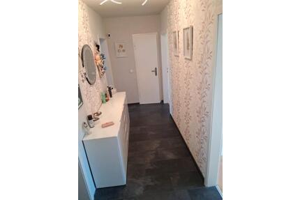 Helle 3- Zimmer-Wohnung mit Balkon in begehrter Lage zu vermieten - Lünen Brambauer