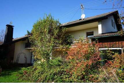 Haus zum Kaufen in Oberostendorf 520.000,00 € 296 m²