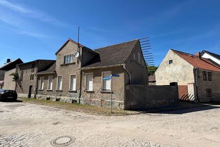 Einfamilienhaus Nebengelass Werkstatt Haus zur Sanierung - Staßfurt Atzendorf