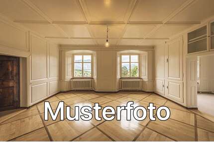 Haus zum Kaufen in Lübbecke 78.000,00 € 169 m²