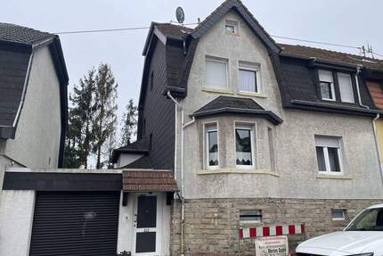 Modernisiertes Einfamilienhaus in idyllischer und ruhiger Lage von Dudweiler - Saarbrücken / Dudweiler