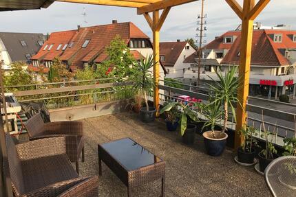2-Zimmer-Wohnung mit großem Südbalkon, Aufzug und Garage - Ostfildern