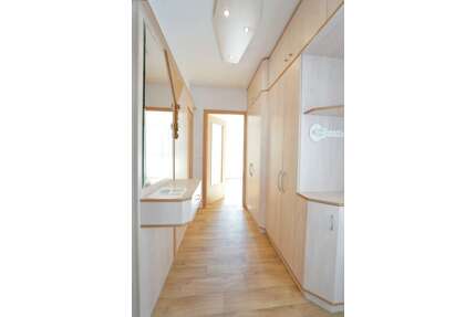 Wohnung zum Mieten in Chemnitz 302,34 € 50.39 m²