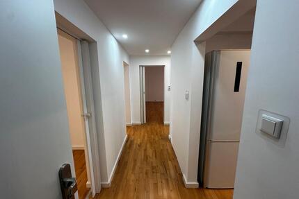 3 Zimmer 77m Erdgeschoss 1031€ - 1.031,00&nbsp;EUR Kaltmiete, ca.&nbsp; 77,00&nbsp;m&sup2; in Krefeld (PLZ: 47798)