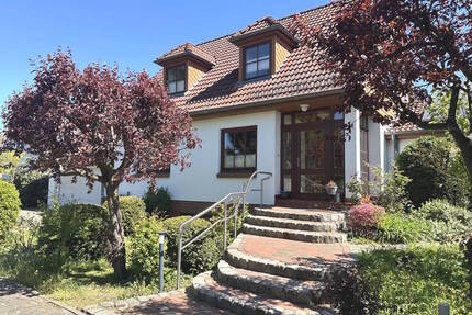 PURNHAGEN-IMMOBILIEN - Blumenthal-Bockhorn, freist 1-Fam.-Haus mit gr. Grundstück in ruhiger Lage - Bremen / Blumenthal-Bockhorn Lüssum-Bockhorn