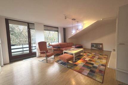 Komfortable Wohnung im Dachgeschoss mit Terrasse - aktuell leerstehend - Essen Heisingen