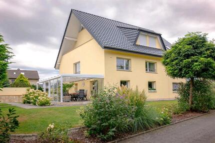 Generationshaus , Zweifamilienhaus mit 3 Wohneinheiten - Lage