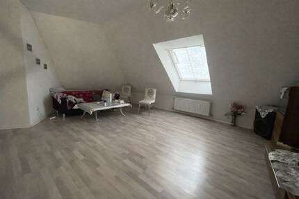 Wohnung zum Kaufen in Duisburg 59.000,00 € 57 m²