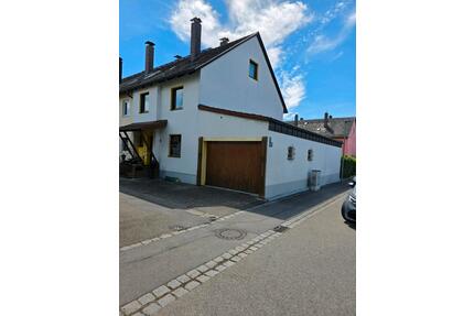 Reihenhaus Reiheneckhaus EFH in 93073 Neutraubling