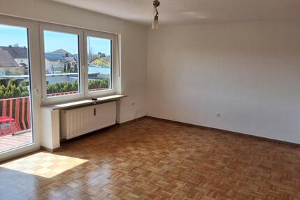 Wohnung zu Mieten - 850,00&nbsp;EUR Kaltmiete, ca.&nbsp; 90,00&nbsp;m&sup2; in Straßkirchen (PLZ: 94342)