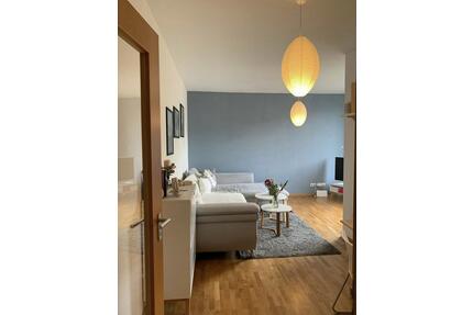 2 Zi. ca. 60qm Berlin Mitte Regierungsviertel 50m zur Spree