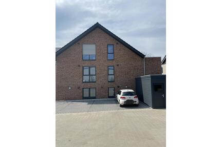 3-Zimmer-Wohnung - 910,00&nbsp;EUR Kaltmiete, ca.&nbsp; 81,00&nbsp;m&sup2; in Hagen am Teutoburger Wald (PLZ: 49170)
