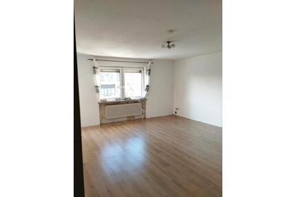 4- Zimmer Wohnung - 1.350,00&nbsp;EUR Kaltmiete, ca.&nbsp; 90,00&nbsp;m&sup2; in Traunreut (PLZ: 83301) Irsing