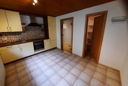 5-Zimmerwohnung in Steinberg-Ort - Wilhelmsthal