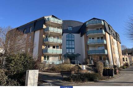 Traumhafte Wohlfühl-Wohnung mit großem Balkon und perfektem Blick - Freital