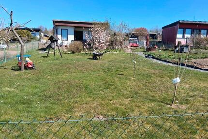 Garten mit Bungalow - 800,00&nbsp;EUR Kaltmiete, ca.&nbsp; 0,00&nbsp;m&sup2; in Frankenberg (Sachsen) (PLZ: 09669)