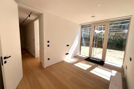 Erstbezug: Moderne und helle 2-Zimmer-Wohnung mit Terrass.&Garten - Thannhausen